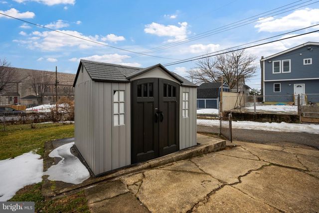 7911 BANK ST, Baltimore, MD 21224