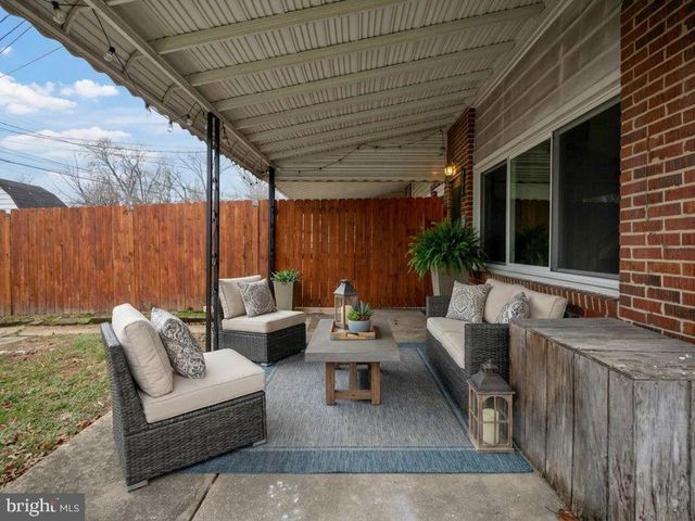 7911 BANK ST, Baltimore, MD 21224