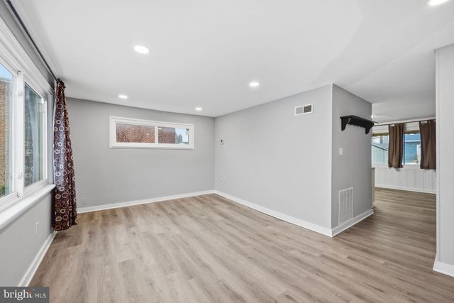 7911 BANK ST, Baltimore, MD 21224