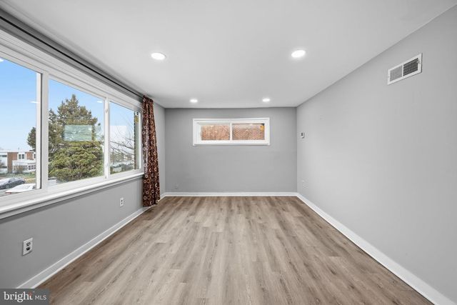 7911 BANK ST, Baltimore, MD 21224