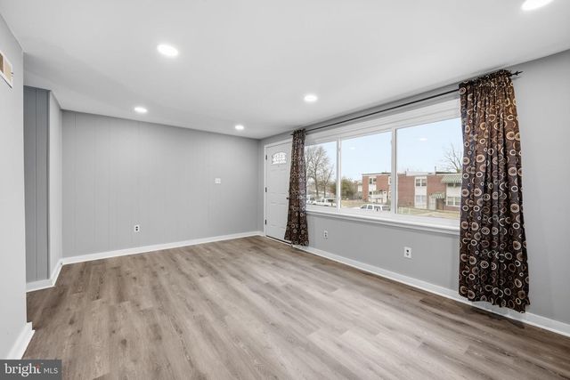 7911 BANK ST, Baltimore, MD 21224