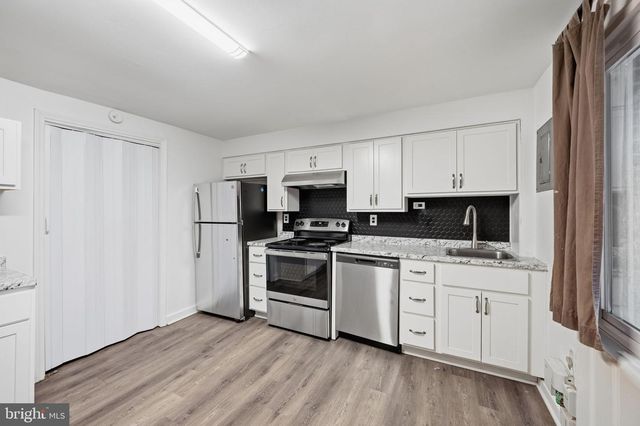 7911 BANK ST, Baltimore, MD 21224