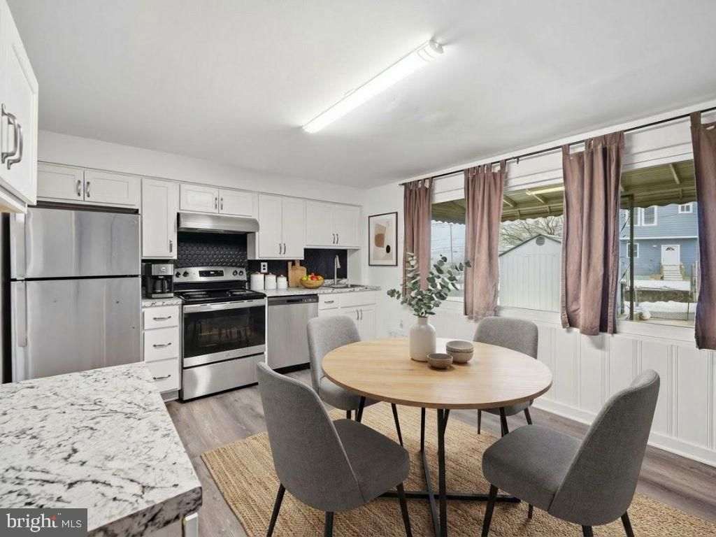 7911 BANK ST, Baltimore, MD 21224