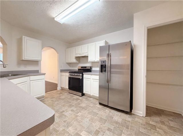 6949 Fairway Trail, Austell, GA 30168