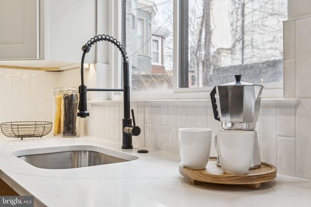 1141 WILDER ST, Philadelphia, PA 19147