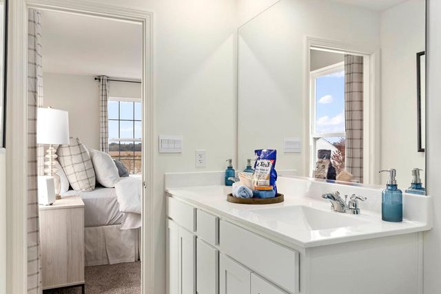 1431 Oakfield Lane, Pingree Grove, IL 60140