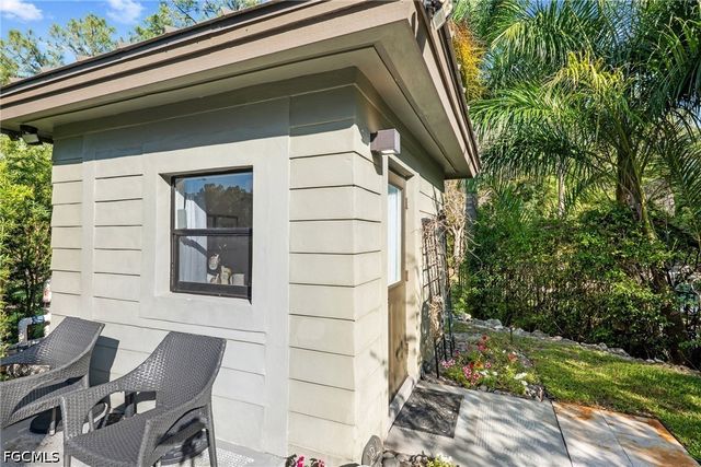 5700 Waxmyrtle WAY, Naples, FL 34109