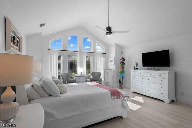 5700 Waxmyrtle WAY, Naples, FL 34109