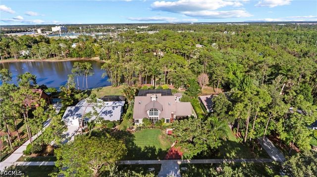 5700 Waxmyrtle WAY, Naples, FL 34109