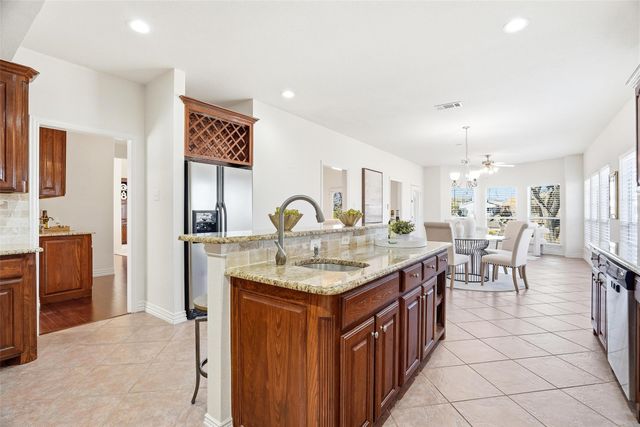 1825 Spinnaker Lane, Azle, TX 76020