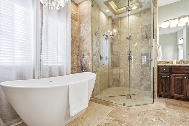 1825 Spinnaker Lane, Azle, TX 76020