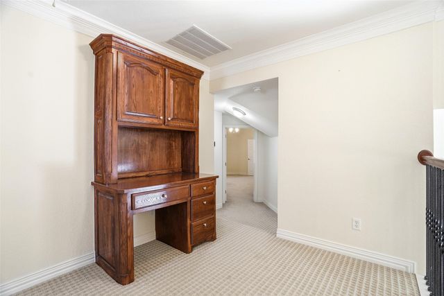 1825 Spinnaker Lane, Azle, TX 76020