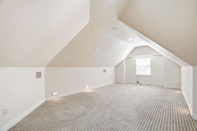 1825 Spinnaker Lane, Azle, TX 76020