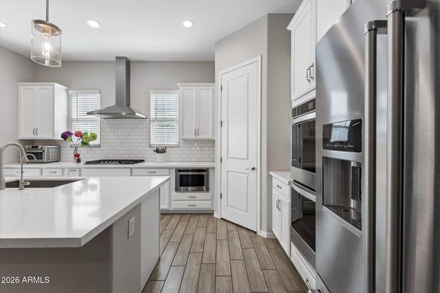 1127 S VINE Street, Chandler, AZ 85286