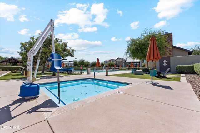 1127 S VINE Street, Chandler, AZ 85286