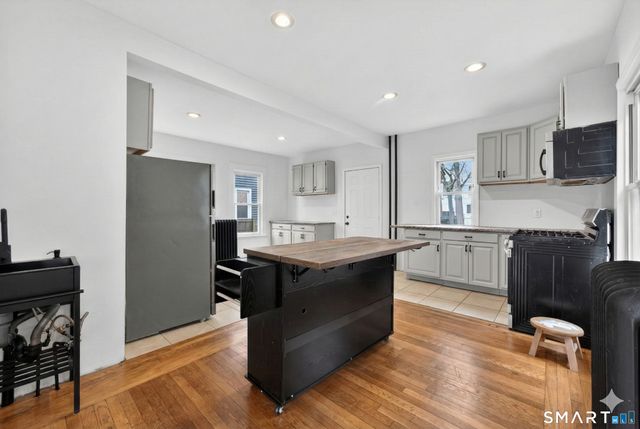 201 Ivy Street, New Haven, CT 06511