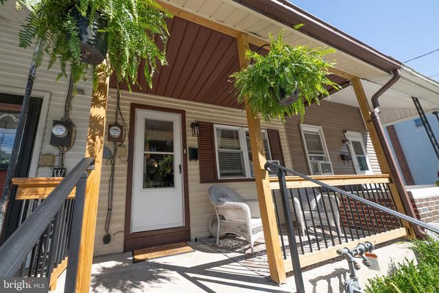 649 FURNACE ST, Emmaus, PA 18049