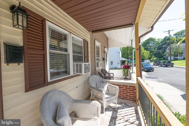 649 FURNACE ST, Emmaus, PA 18049