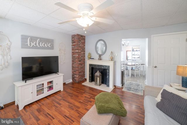 649 FURNACE ST, Emmaus, PA 18049