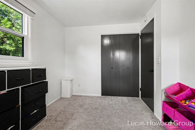 1819 Menominee Drive, Grand Rapids, MI 49506