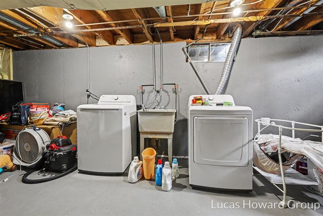1819 Menominee Drive, Grand Rapids, MI 49506