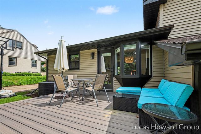 1819 Menominee Drive, Grand Rapids, MI 49506