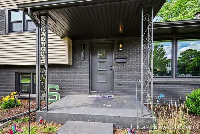 1819 Menominee Drive, Grand Rapids, MI 49506