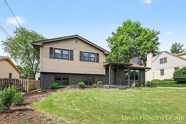 1819 Menominee Drive, Grand Rapids, MI 49506