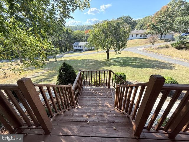 141 PEACH TREE LN, Keyser, WV 26726