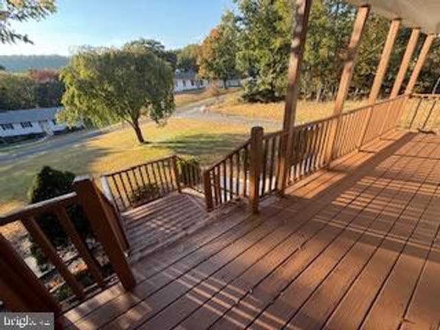 141 PEACH TREE LN, Keyser, WV 26726