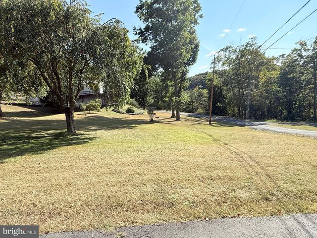 141 PEACH TREE LN, Keyser, WV 26726