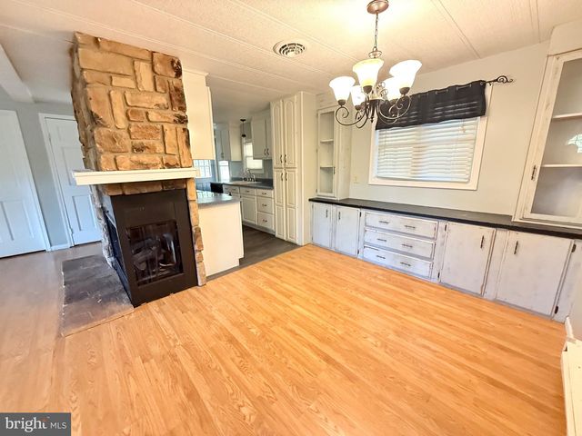 141 PEACH TREE LN, Keyser, WV 26726