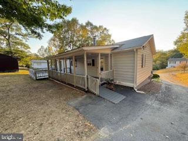 141 PEACH TREE LN, Keyser, WV 26726