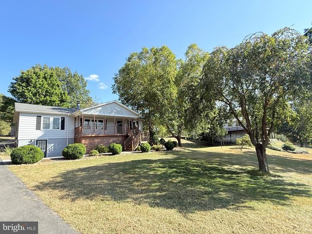 141 PEACH TREE LN, Keyser, WV 26726