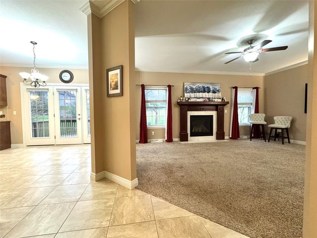 4385 STONE CREEK Drive, Erie, PA 16506