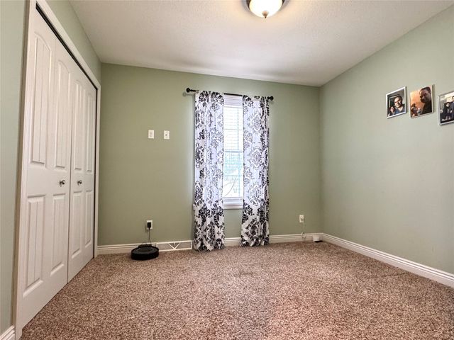 4385 STONE CREEK Drive, Erie, PA 16506