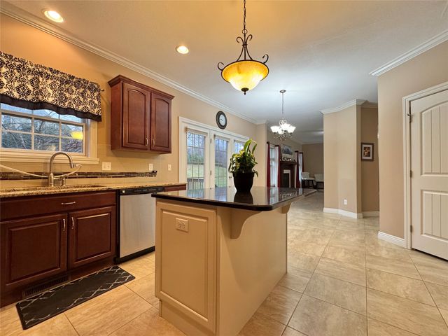 4385 STONE CREEK Drive, Erie, PA 16506