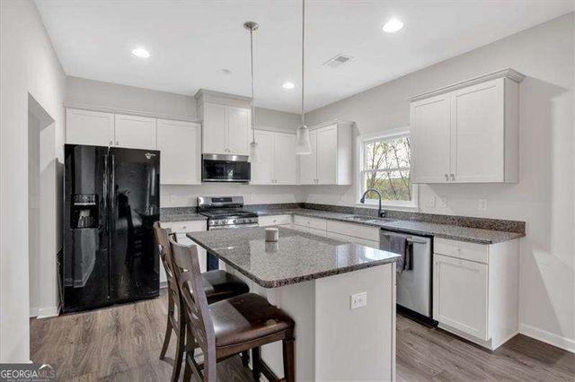 822 Pine Way, Dallas, GA 30157