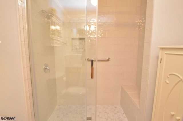 110 Castle Ridge Dr, East Hanover Twp., NJ 07936