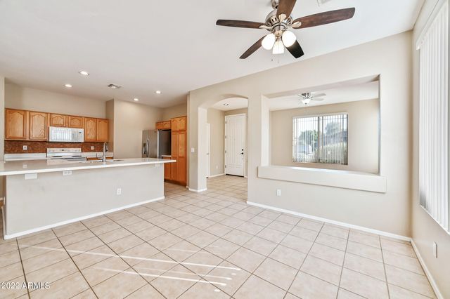6222 W Wikieup Lane, Glendale, AZ 85308