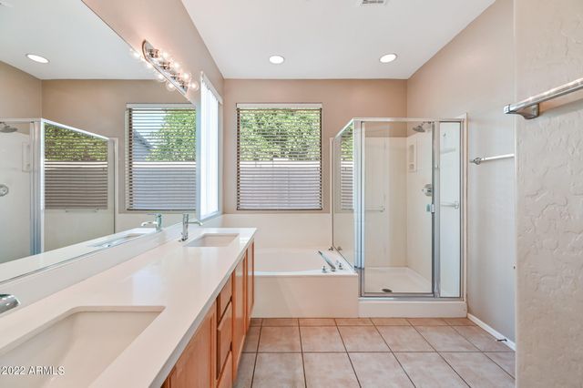 6222 W Wikieup Lane, Glendale, AZ 85308