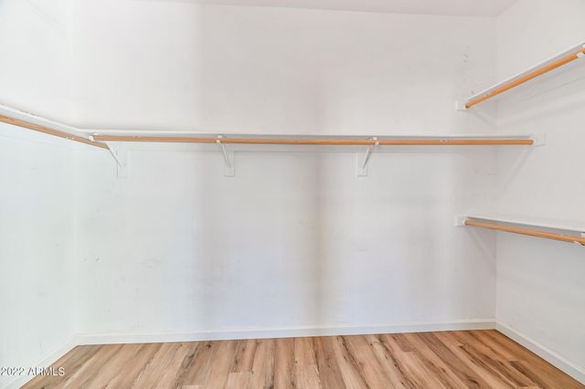 6222 W Wikieup Lane, Glendale, AZ 85308
