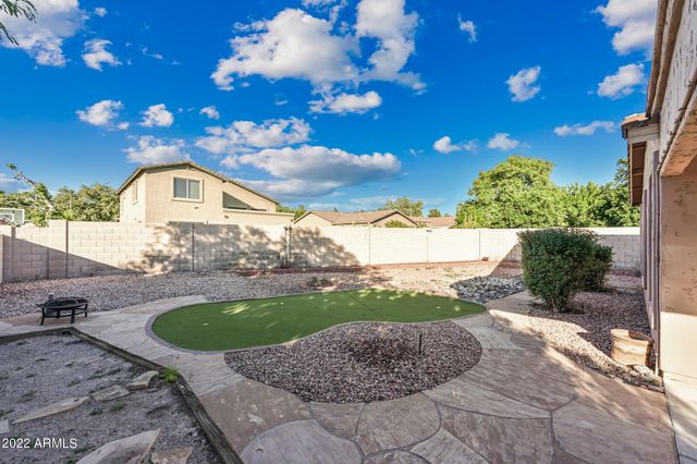 6222 W Wikieup Lane, Glendale, AZ 85308