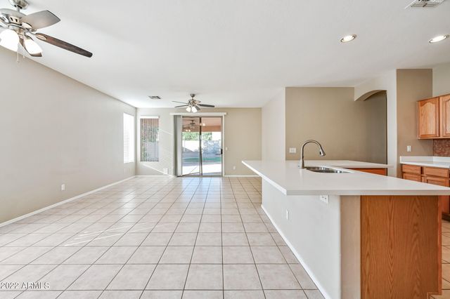 6222 W Wikieup Lane, Glendale, AZ 85308