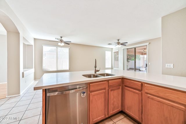 6222 W Wikieup Lane, Glendale, AZ 85308