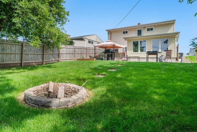 625 Western AVENUE, Sheboygan Falls, WI 53085