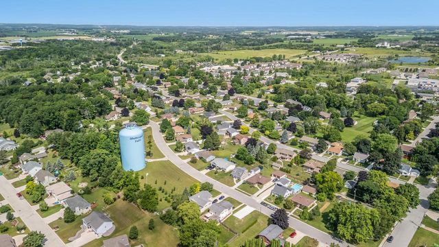 625 Western AVENUE, Sheboygan Falls, WI 53085