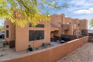 10 NORTHRIDGE Circle 10, Wickenburg, AZ 85390
