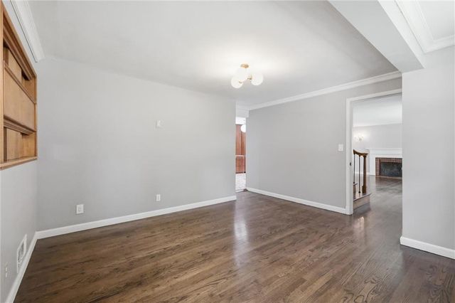607 E 65th Street, Kansas City, MO 64131