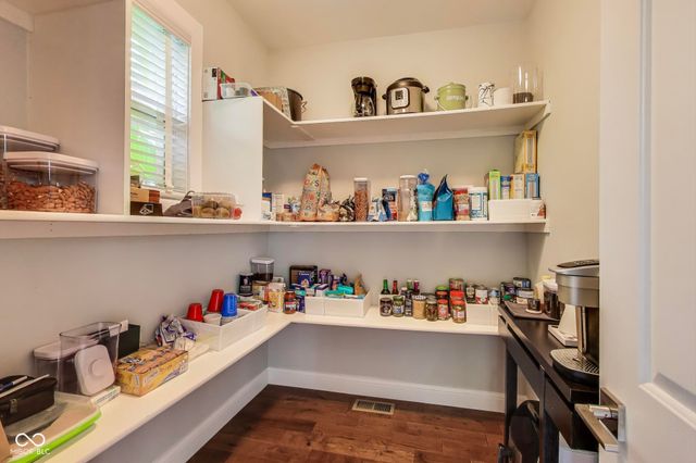 2229 N Talbott Street, Indianapolis, IN 46205